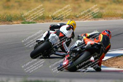 media/Apr-30-2023-CRA (Sun) [[020fcf5d43]]/Race 3-1000 Amateur Supersport/